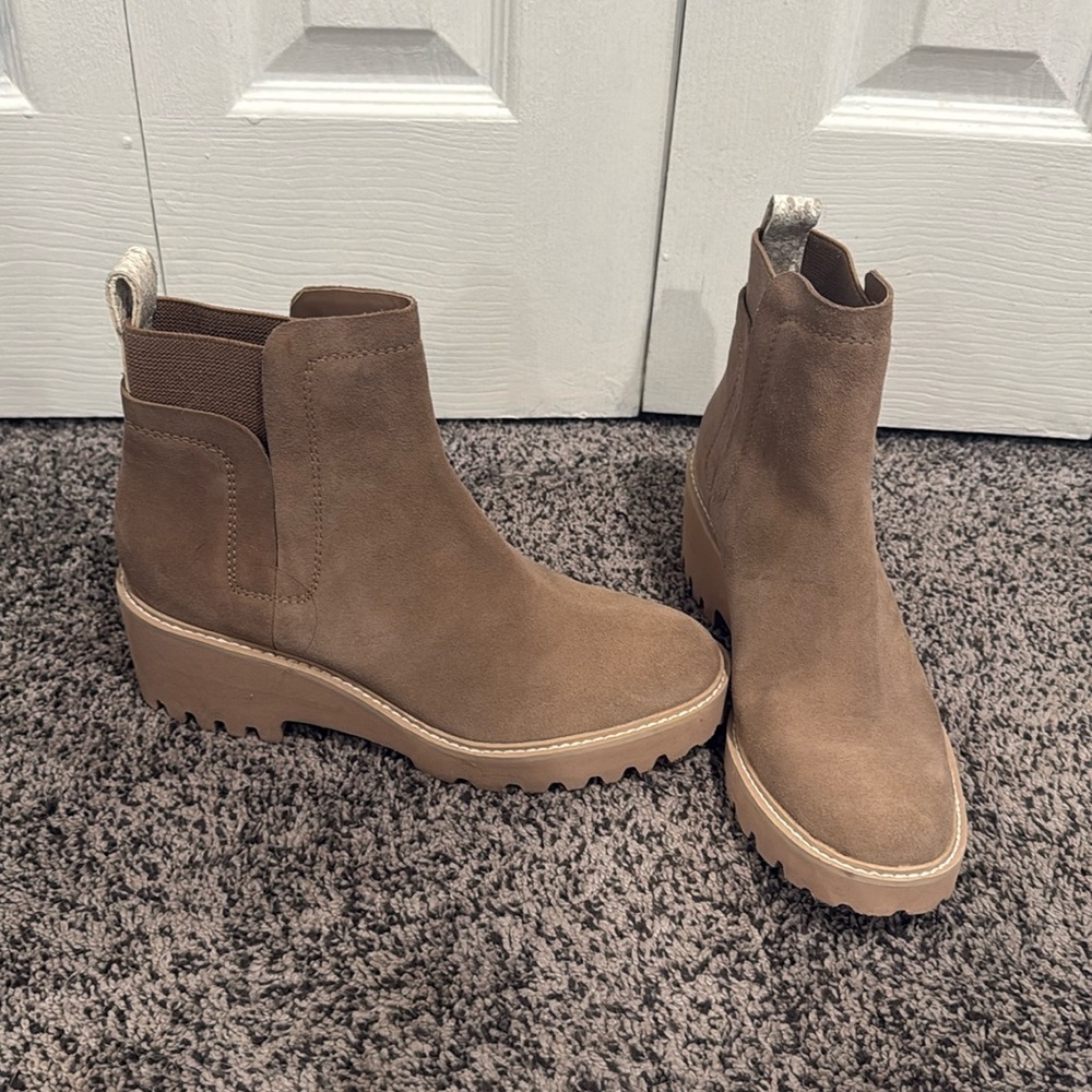 Dolce Vita - suede bootie